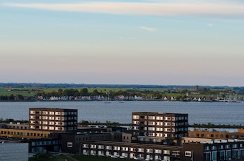Amadi Panorama Hotel