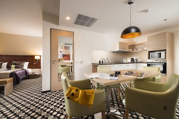 Bo33 Hotel Family & Suites