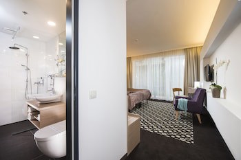 Bo33 Hotel Family & Suites