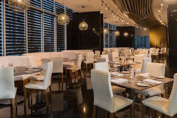 Las Americas Golden Tower Panama