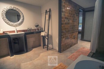 Baan Suan Residence