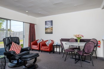 Esplanade Motels
