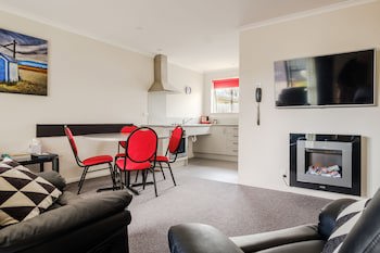 Esplanade Motels