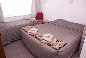 Esplanade Motels