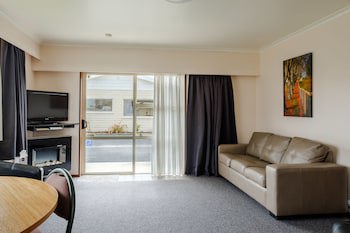 Esplanade Motels