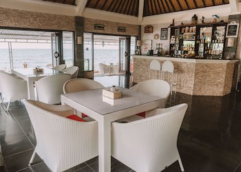 Bondalem Beach Club
