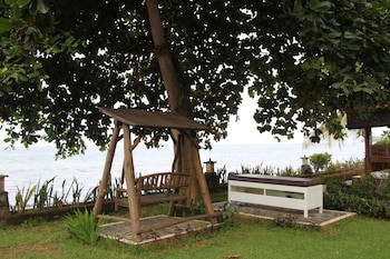 Bondalem Beach Club