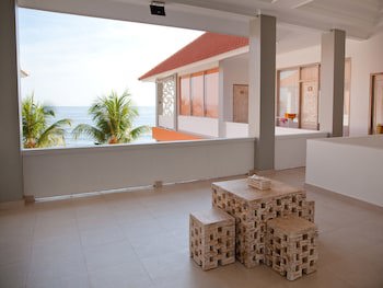 Bondalem Beach Club