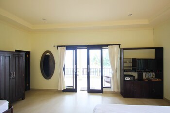 Bondalem Beach Club