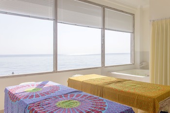 Bondalem Beach Club