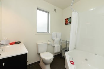 Ellena Court Motel