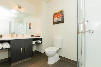 Ellena Court Motel