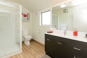 Ellena Court Motel