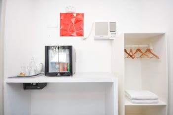 8Colors Beach House