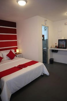 8Colors Beach House