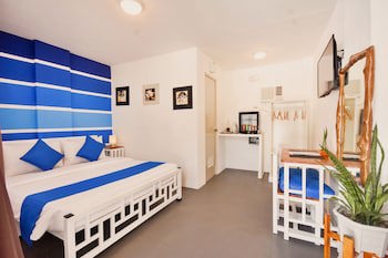8Colors Beach House