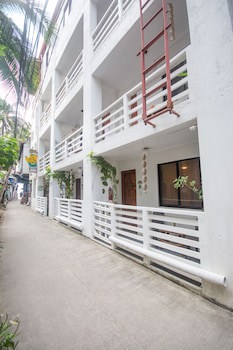 8Colors Beach House
