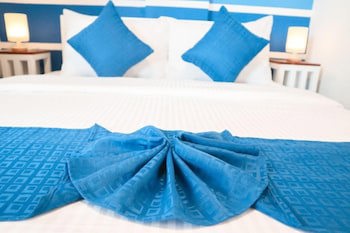 8Colors Beach House