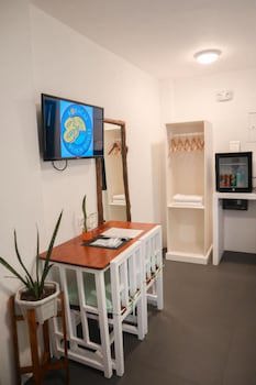 8Colors Beach House