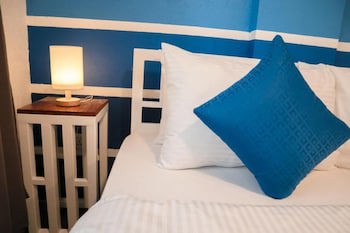 8Colors Beach House