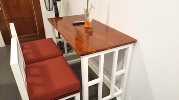 8Colors Beach House