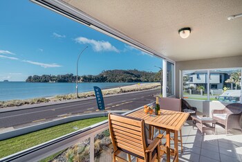 Waterfront Apartments Whitianga