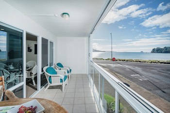 Waterfront Apartments Whitianga