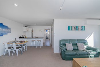 Waterfront Apartments Whitianga