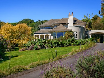 Greenmantle Estate Hotel