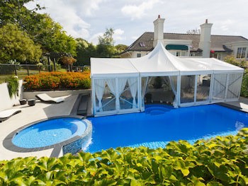 Greenmantle Estate Hotel