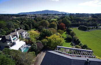 Greenmantle Estate Hotel