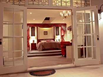 Greenmantle Estate Hotel