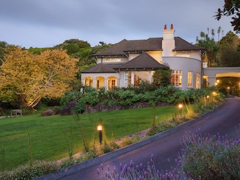 Greenmantle Estate Hotel