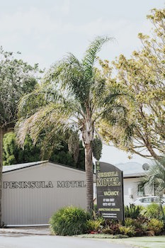 Peninsula Motel
