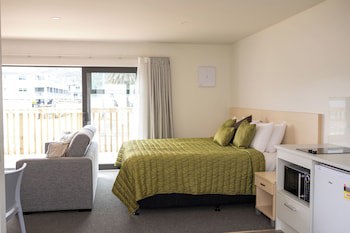 Peninsula Motel