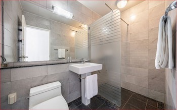 Hotel White House