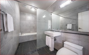 Hotel White House