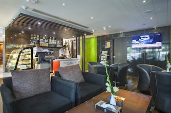 Best Western Plus Maple Leaf