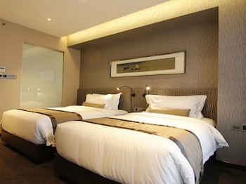 Best Western Plus Maple Leaf