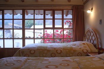 Iorana Urubamba Hotel