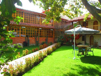 Iorana Urubamba Hotel
