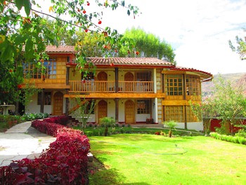 Iorana Urubamba Hotel