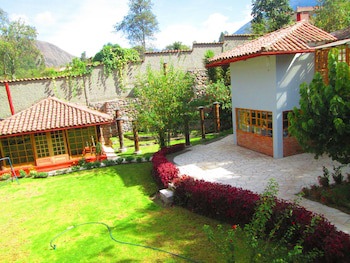 Iorana Urubamba Hotel