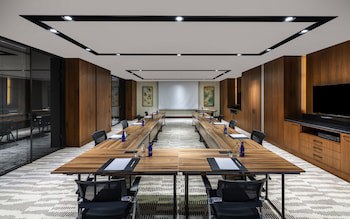 Movenpick Hotel Istanbul Golden Horn