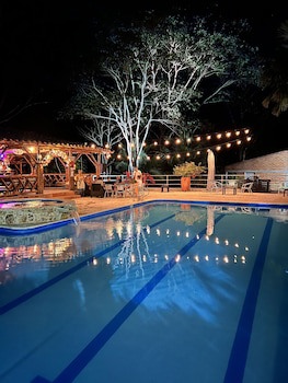 Parador Del Gitano Hotel & Restaurante