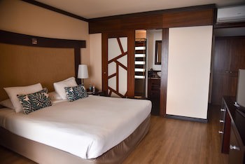 Le Tahiti By Pearl Resorts