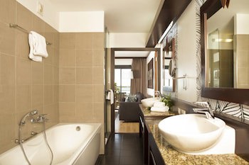 Le Tahiti By Pearl Resorts