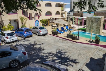 Capital O Hotel Dos Mares, Cabo San Lucas