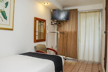 Capital O Hotel Dos Mares, Cabo San Lucas