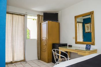 Capital O Hotel Dos Mares, Cabo San Lucas